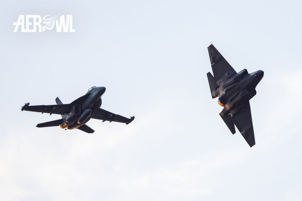 A Boeing EA-18 Growler and a Lockheed Martin F-35C Lightning II air display at the Sun´n Fun 2025 in Lakeland, Florida.