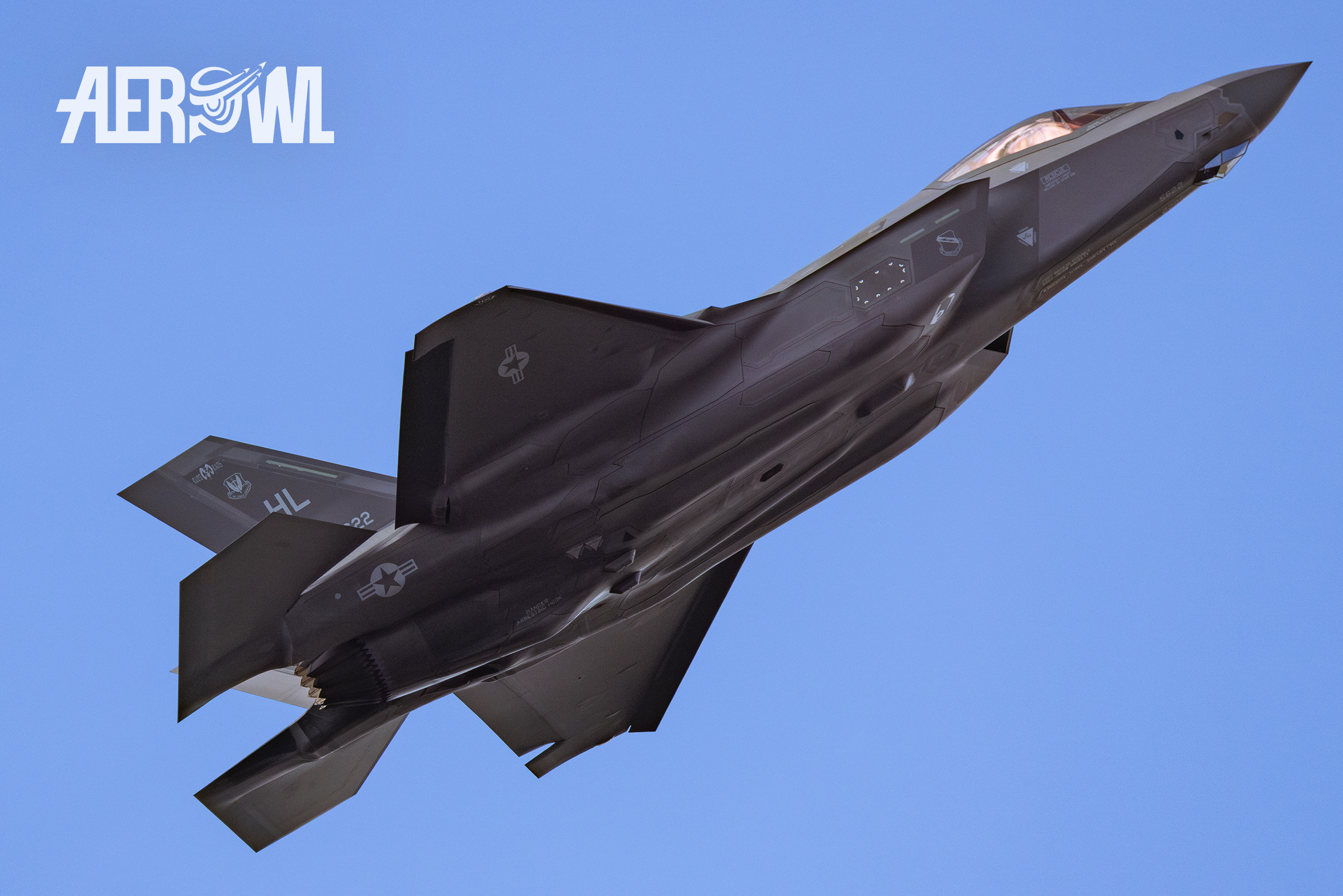 A Lockheed Martin F-35A Lightning II of the U.S. Air Force take off to its evening air display at the Sun´n Fun 2025 in Lakeland, Florida.