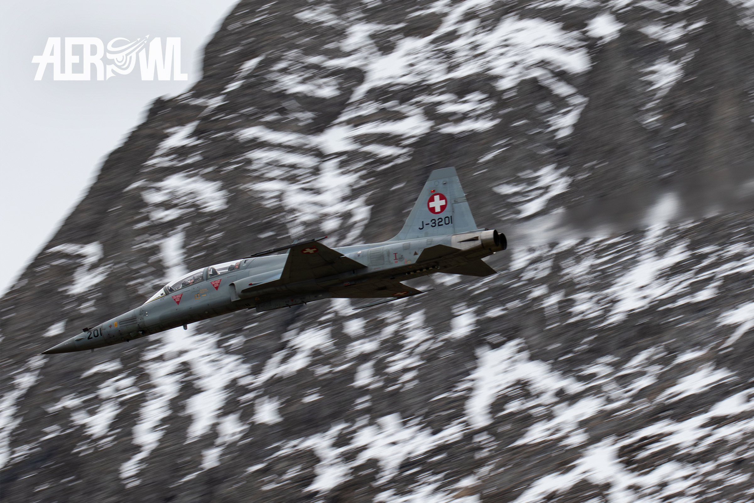 A Northrop F-5E-Tiger II of the Swiss Air Force after firing its 2x M39A2 20mm cannons at the Axalp Fliegerschiessen 2018 in the Swiss Alps.
