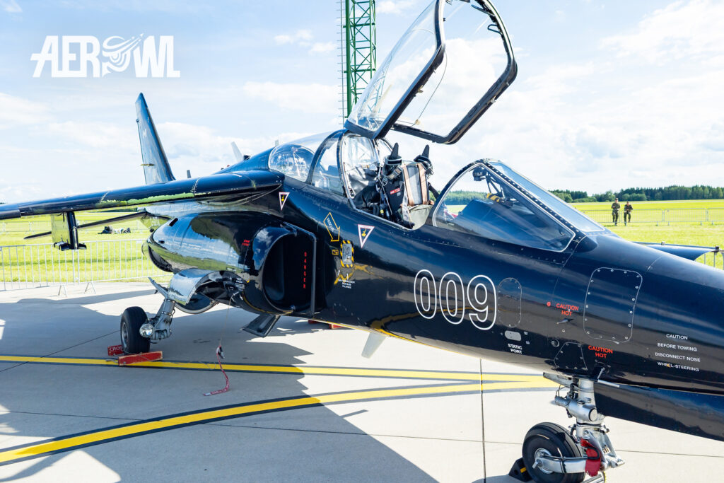 009 Top Aces' Alpha Jet posing at the Tag der Bundeswehr 2026 at the Fliegerhorst Laage in Germany.