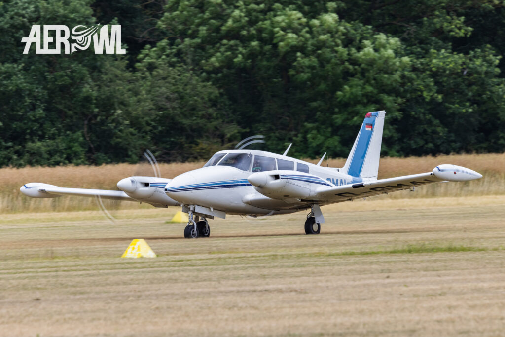 Landing Piper PA-39-160 Twin Comanche C/R "D-GMAI" during the "Stearman & Friends 2026” at the Bienenfarm in Brandenburg.