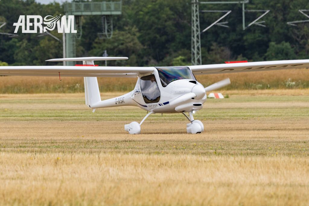 A Pipistrel Alpha Trainer after landing, taxiing to its parking spot at the Bienenfarm in Brandenburg as part of the “Stearman & Friends 2026” event.