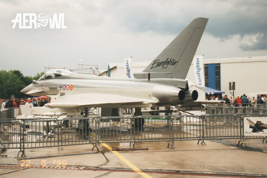 One of the first Typhoon prototypes on static display during ILA 1998 in Berlin-Schönefeld.